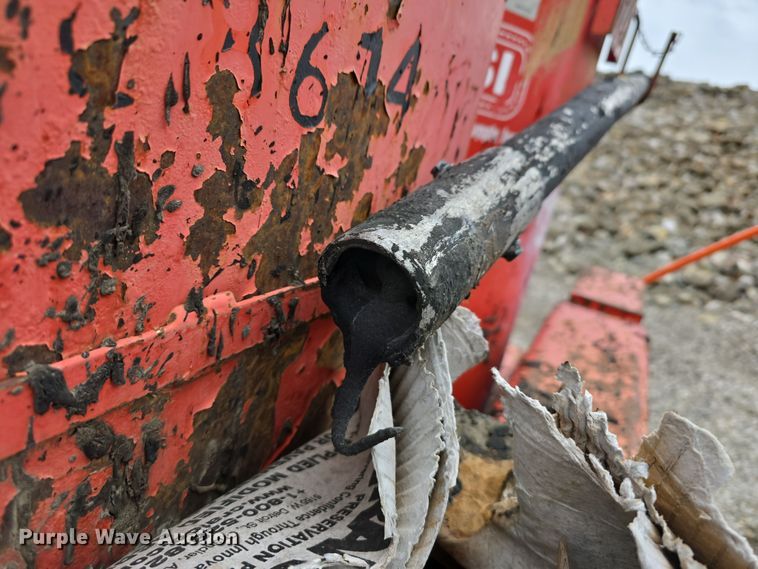 image for item DT6770 1999 Crafco SS125DC melter applicator