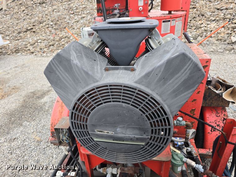 image for item DT6770 1999 Crafco SS125DC melter applicator