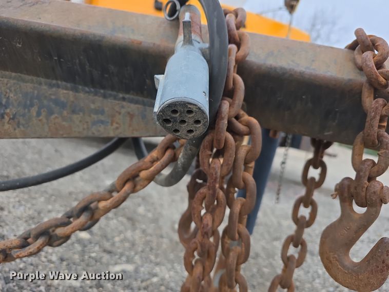 image for item DT6770 1999 Crafco SS125DC melter applicator