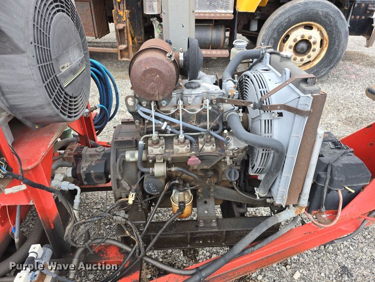 image for item DT6770 1999 Crafco SS125DC melter applicator