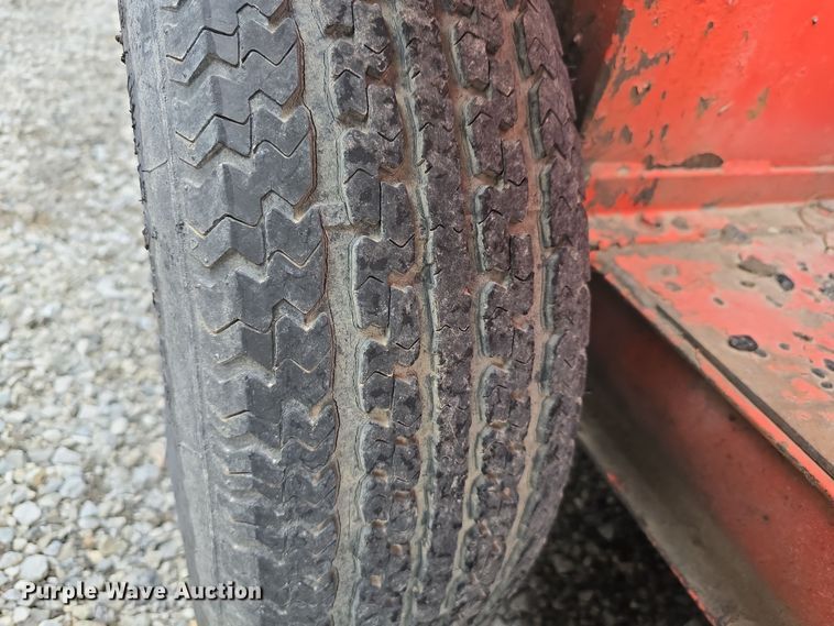 image for item DT6770 1999 Crafco SS125DC melter applicator