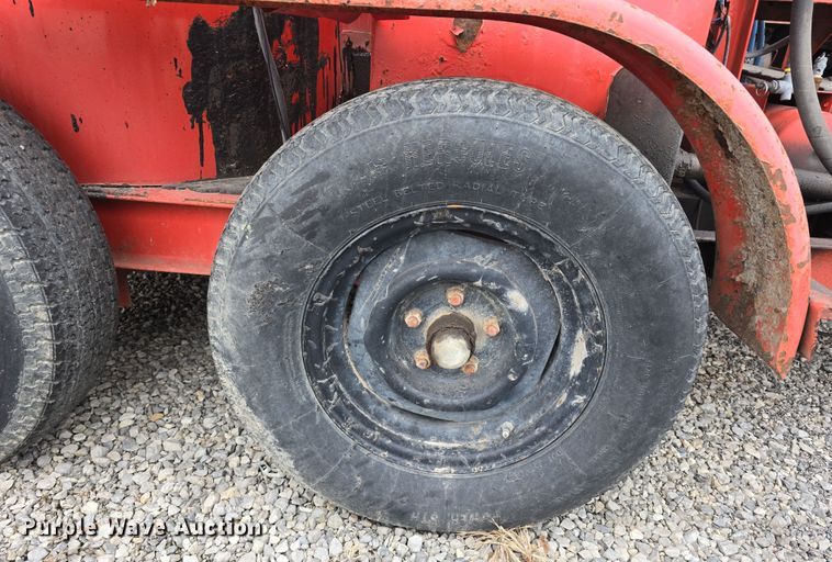 image for item DT6770 1999 Crafco SS125DC melter applicator