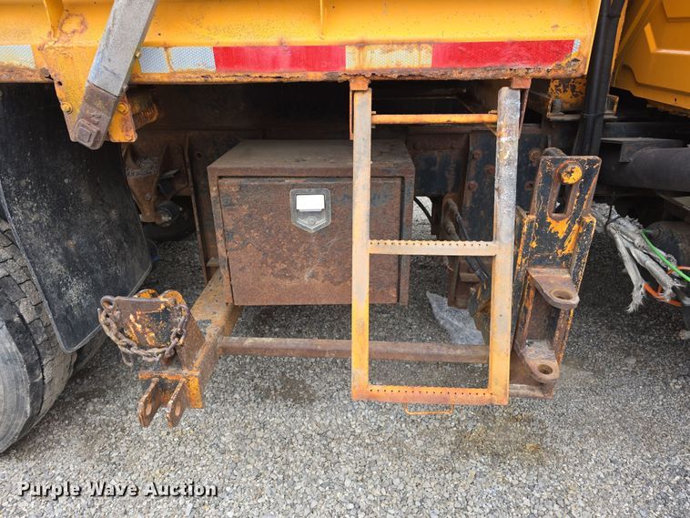 image for item DT6771 2008 International WorkStar 7400 dump truck