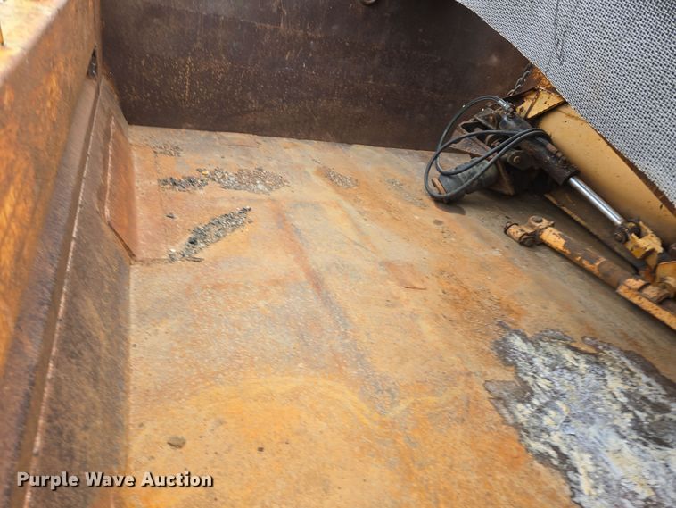 image for item DT6771 2008 International WorkStar 7400 dump truck