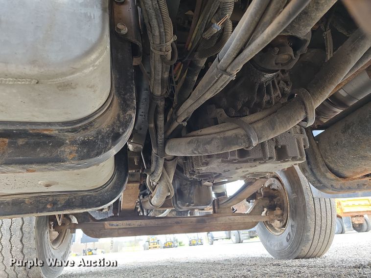 image for item DT6771 2008 International WorkStar 7400 dump truck