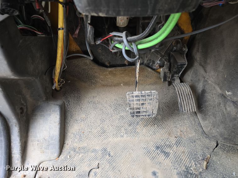 image for item DT6771 2008 International WorkStar 7400 dump truck