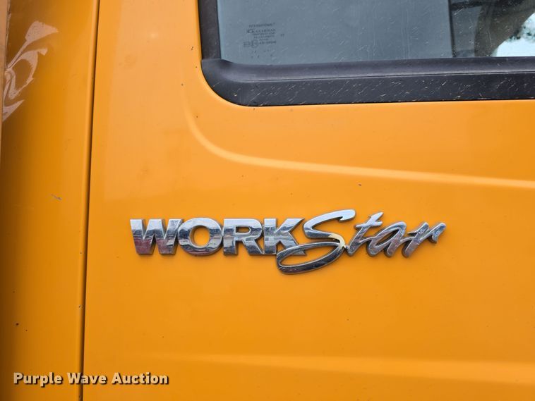 image for item DT6771 2008 International WorkStar 7400 dump truck