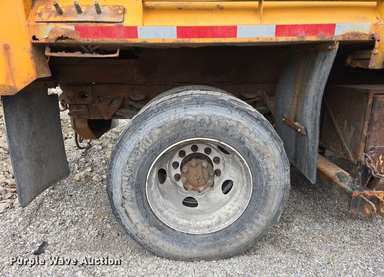 image for item DT6771 2008 International WorkStar 7400 dump truck