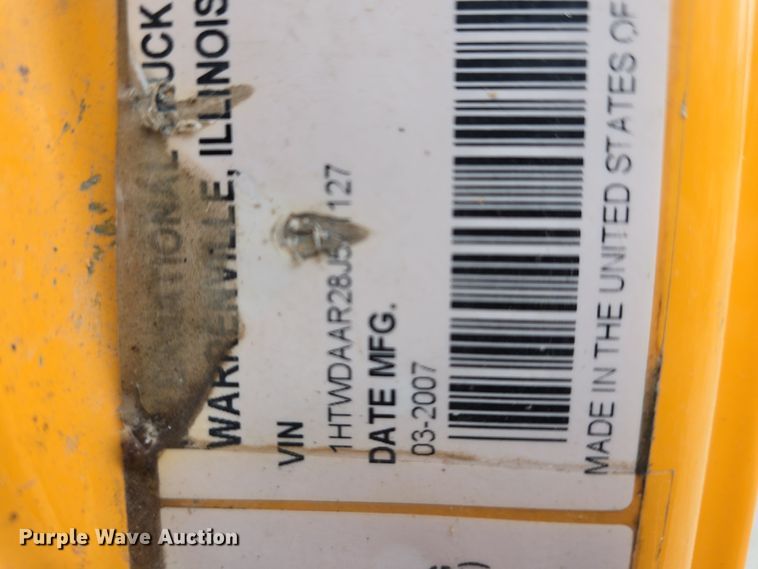 image for item DT6771 2008 International WorkStar 7400 dump truck