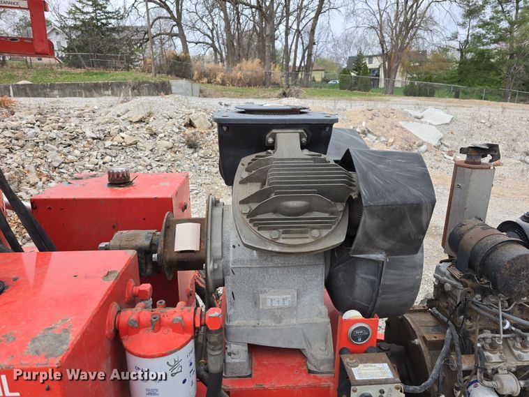 image for item DT6773 1998 Crafco SS125 DC melter applicator