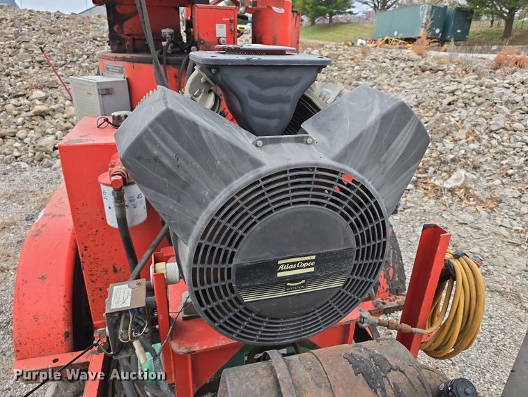 image for item DT6773 1998 Crafco SS125 DC melter applicator