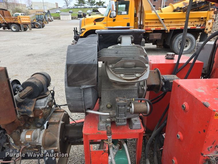 image for item DT6773 1998 Crafco SS125 DC melter applicator