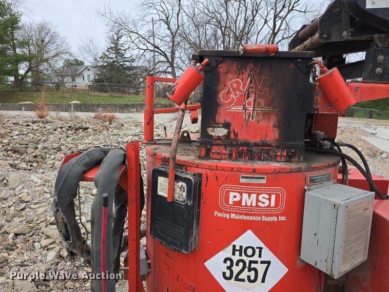 image for item DT6773 1998 Crafco SS125 DC melter applicator