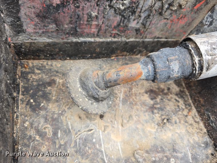 image for item DT6773 1998 Crafco SS125 DC melter applicator