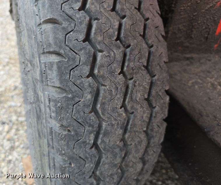 image for item DT6773 1998 Crafco SS125 DC melter applicator