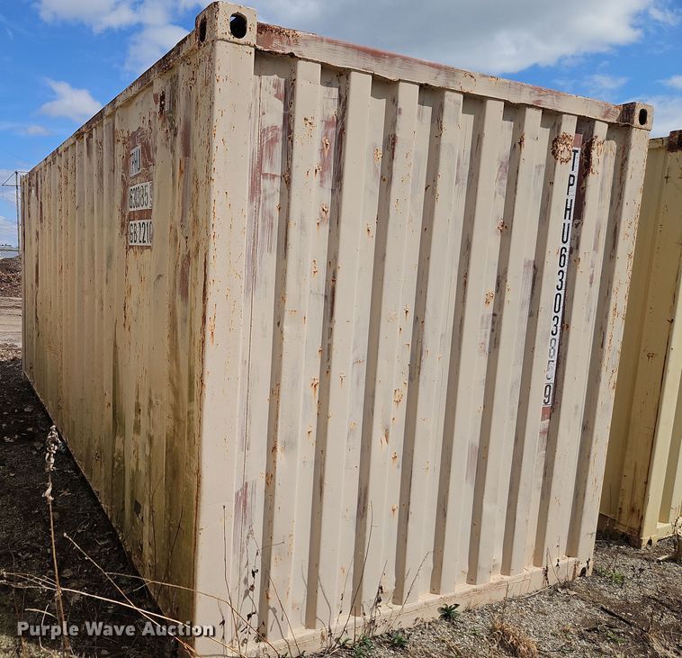 image for item DT7689 Hyundai shipping container