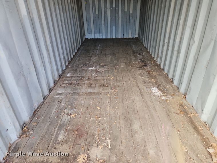 image for item DT7689 Hyundai shipping container