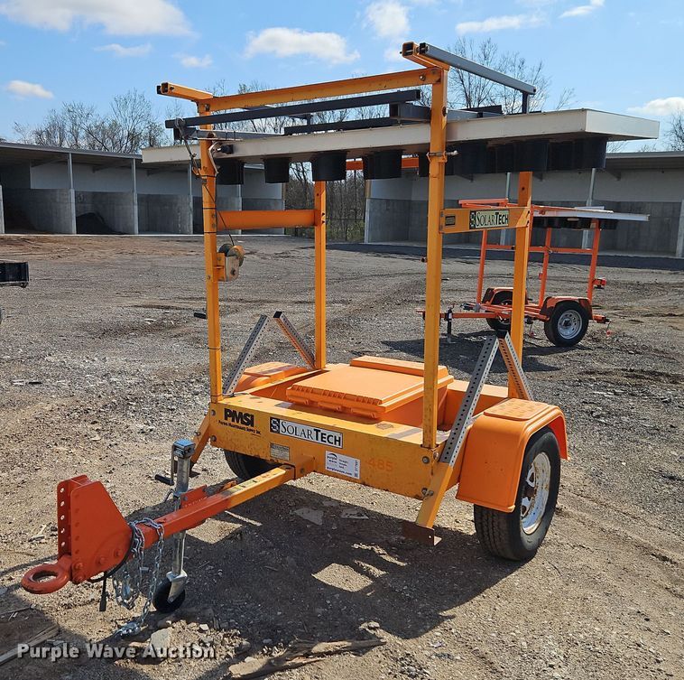 image for item DT7691 Solar Tech Silent Sentinel arrow board