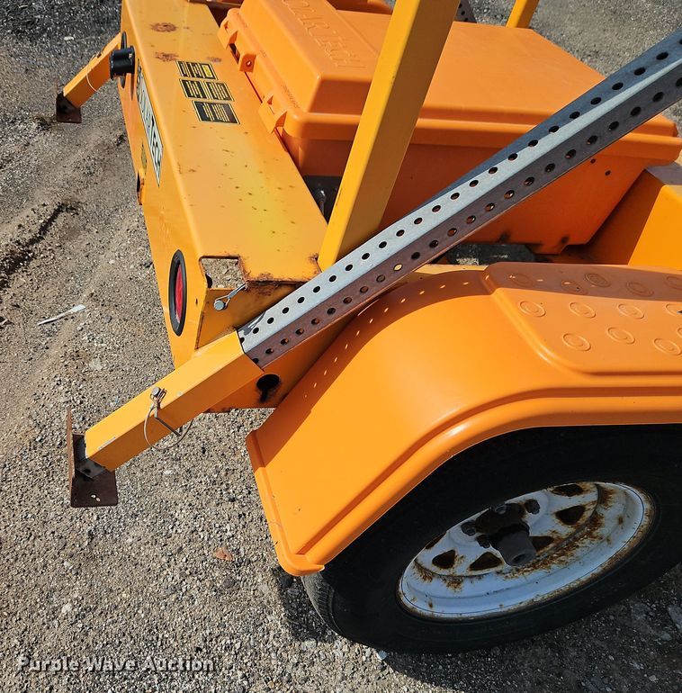 image for item DT7691 Solar Tech Silent Sentinel arrow board