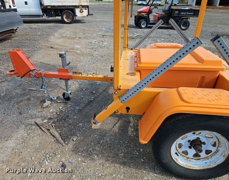 image for item DT7691 Solar Tech Silent Sentinel arrow board