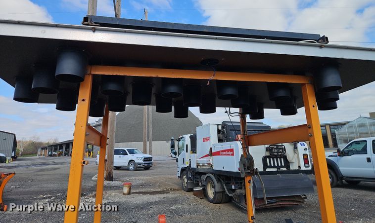 image for item DT7691 Solar Tech Silent Sentinel arrow board