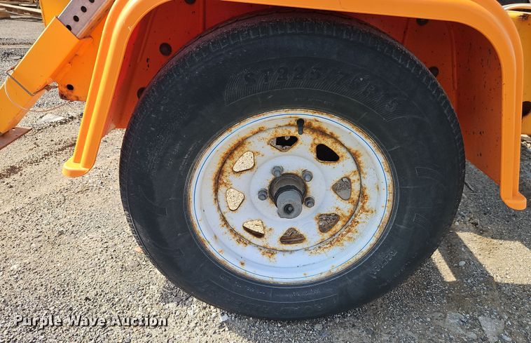 image for item DT7691 Solar Tech Silent Sentinel arrow board