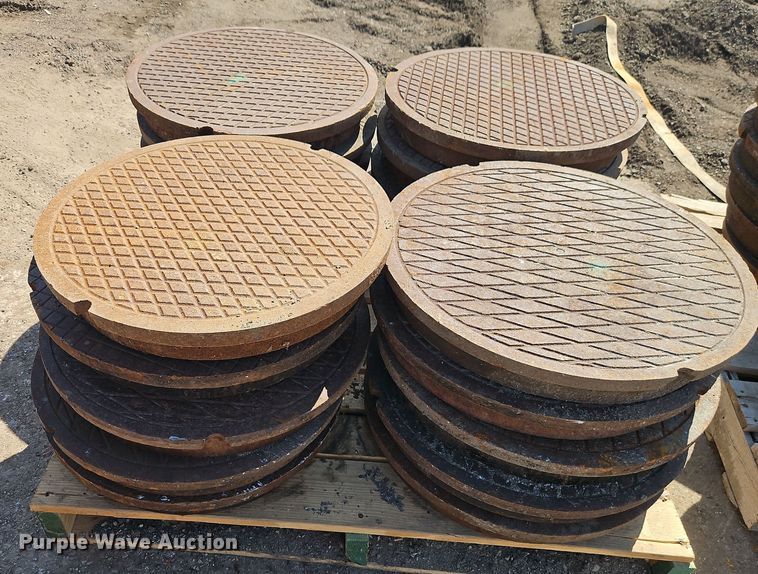 image for item DT7692 (40) manhole covers