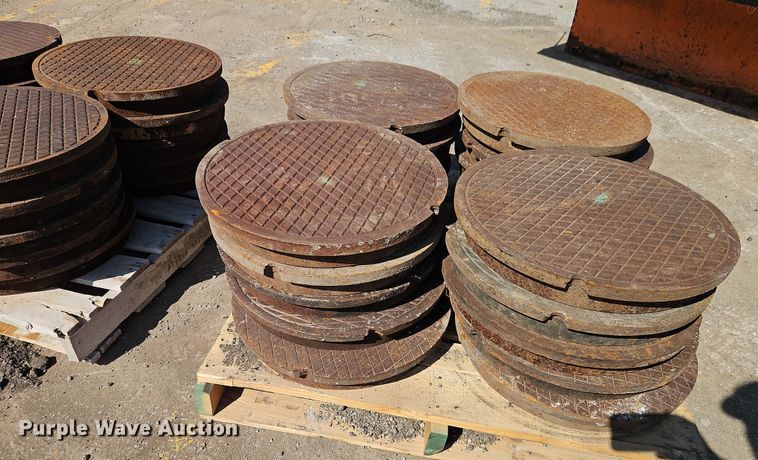 image for item DT7692 (40) manhole covers
