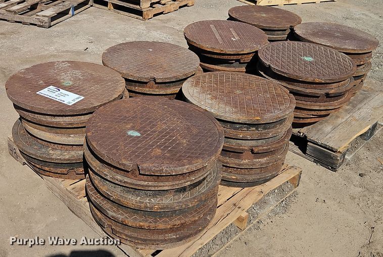 image for item DT7693 (40) manhole cover