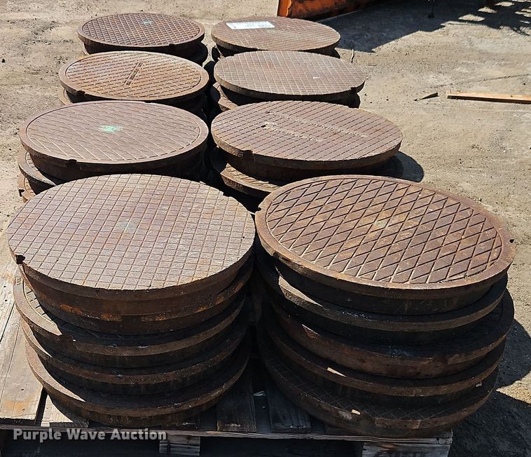 image for item DT7693 (40) manhole cover