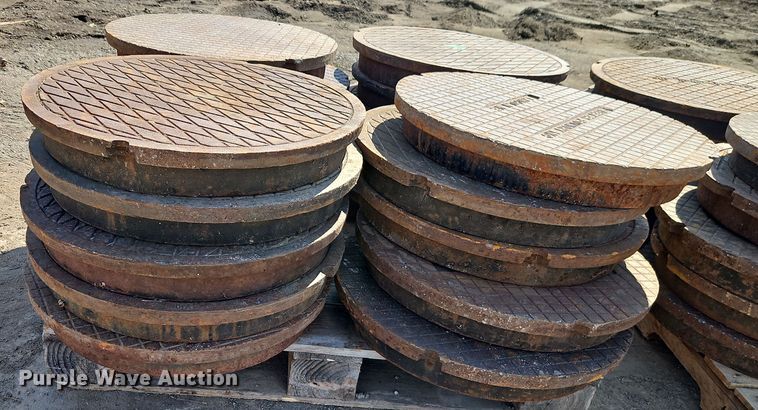 image for item DT7693 (40) manhole cover