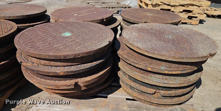 image for item DT7693 (40) manhole cover