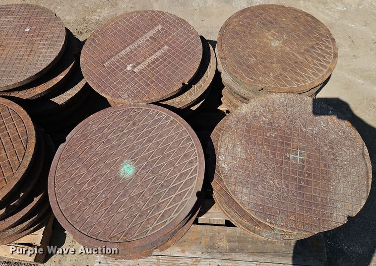 image for item DT7693 (40) manhole cover