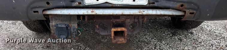 image for item DU3340 2004 Ford F250 Super Duty pickup truck