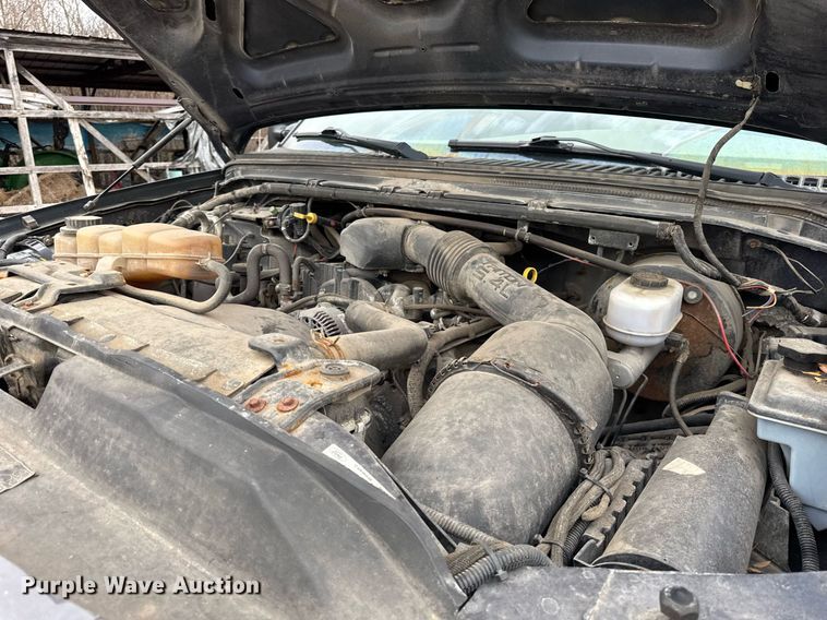 image for item DU3340 2004 Ford F250 Super Duty pickup truck