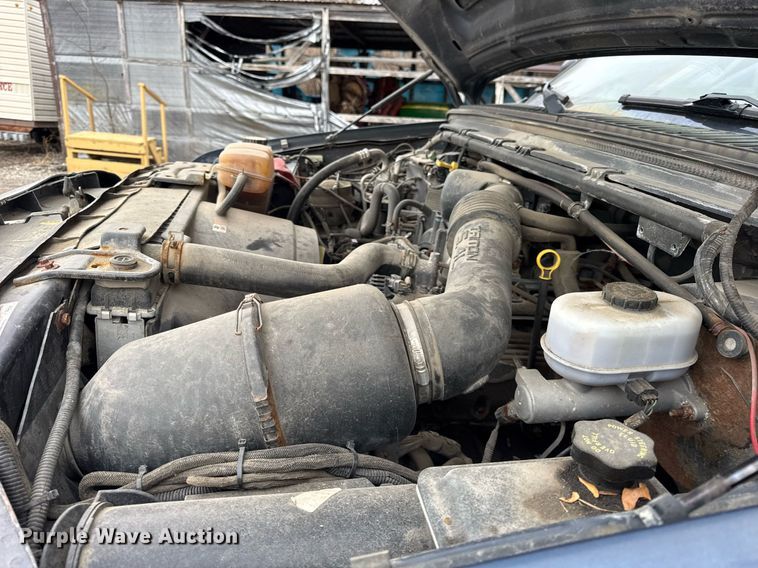 image for item DU3340 2004 Ford F250 Super Duty pickup truck