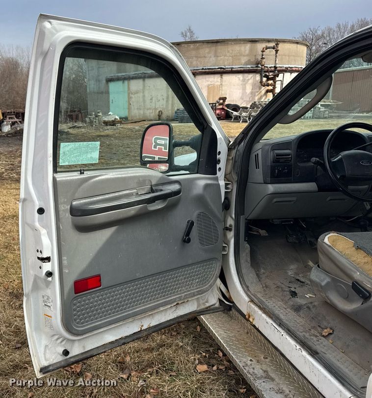 image for item DU3343 2005 Ford F250 Super Duty pickup truck