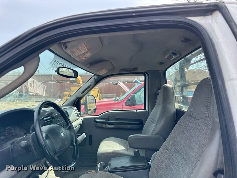 image for item DU3343 2005 Ford F250 Super Duty pickup truck