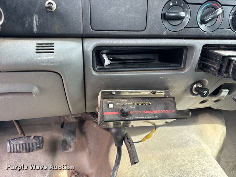 image for item DU3343 2005 Ford F250 Super Duty pickup truck