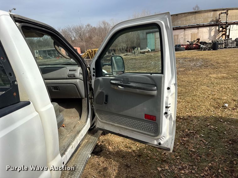 image for item DU3343 2005 Ford F250 Super Duty pickup truck
