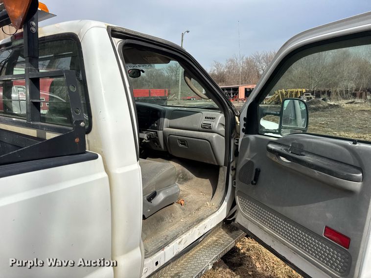 image for item DU3343 2005 Ford F250 Super Duty pickup truck