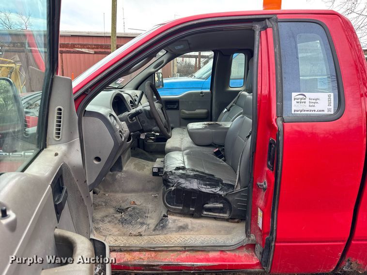 image for item DU3345 2006 Ford F150 pickup truck