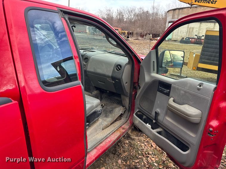 image for item DU3345 2006 Ford F150 pickup truck