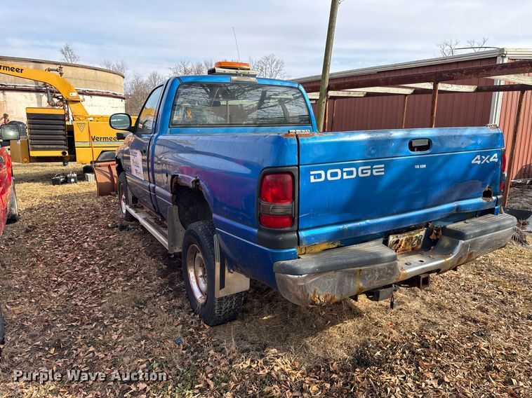 image for item DU3346 1999 Dodge Ram 1500 pickup truck