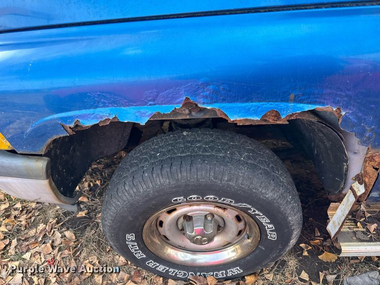 image for item DU3346 1999 Dodge Ram 1500 pickup truck