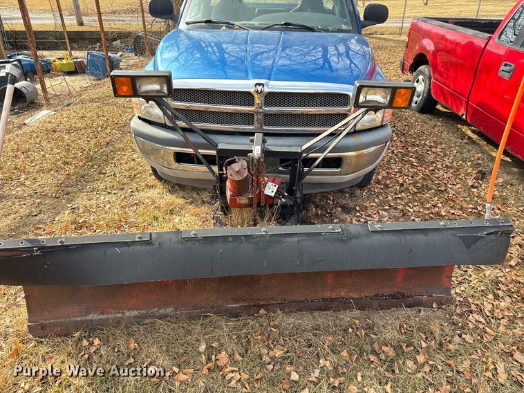 image for item DU3346 1999 Dodge Ram 1500 pickup truck