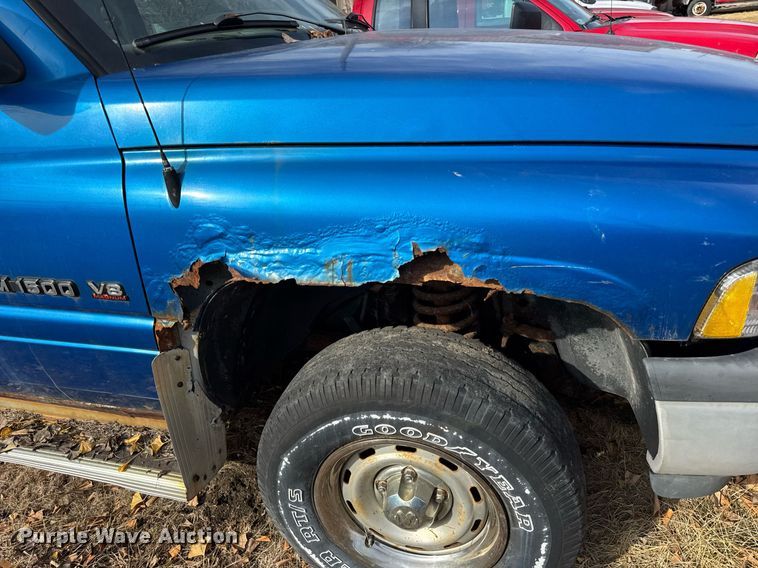 image for item DU3346 1999 Dodge Ram 1500 pickup truck