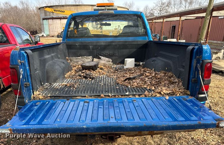image for item DU3346 1999 Dodge Ram 1500 pickup truck