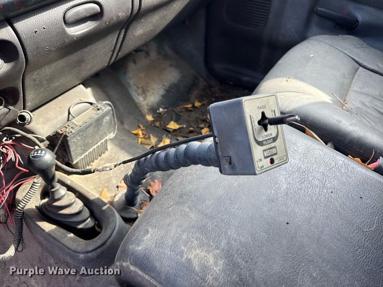 image for item DU3346 1999 Dodge Ram 1500 pickup truck