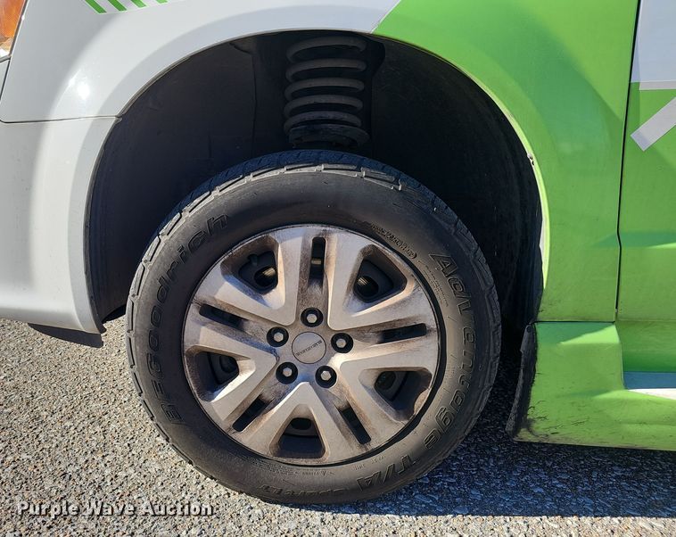 image for item DV0187 2019 Dodge Grand Caravan handicap accessible van